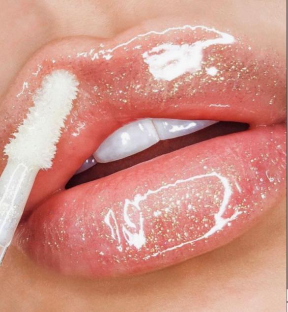 LIP GLOSS